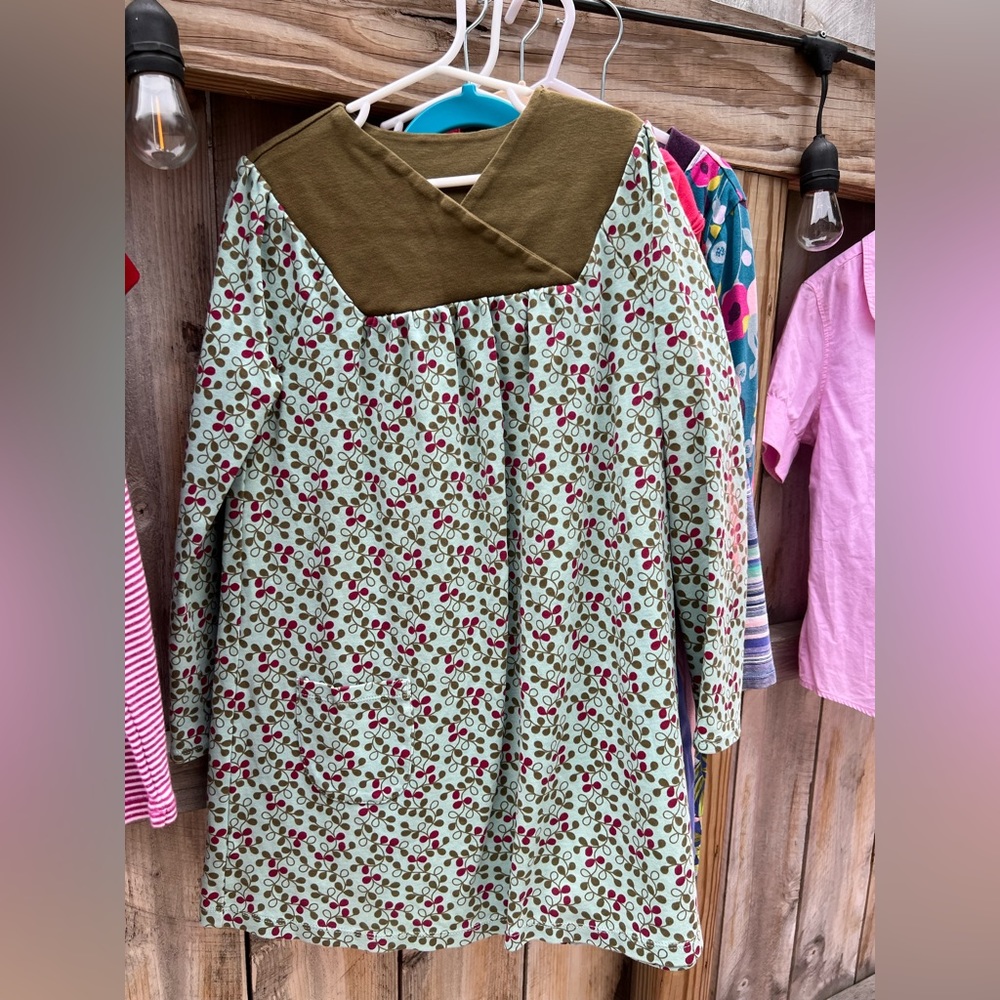 Tea Collection Dress: Floral 3/4 Sleeve Size 8
